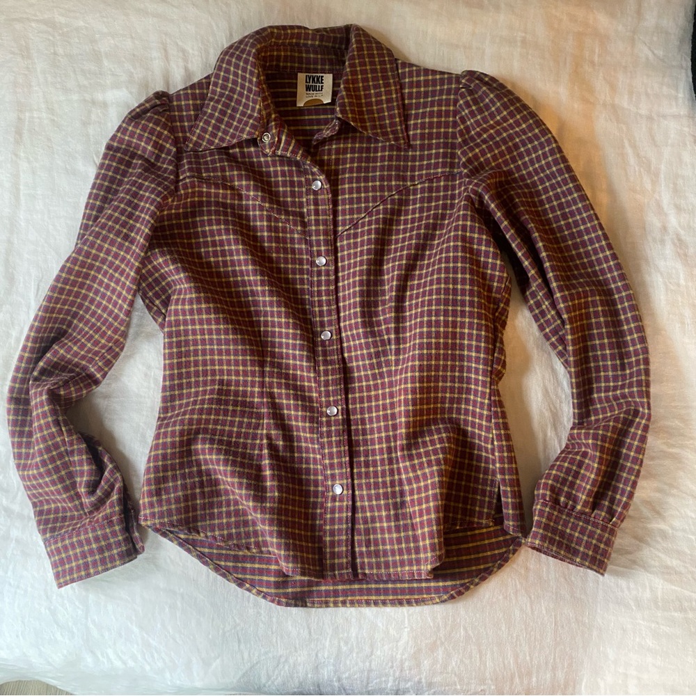 lykke wolf button down